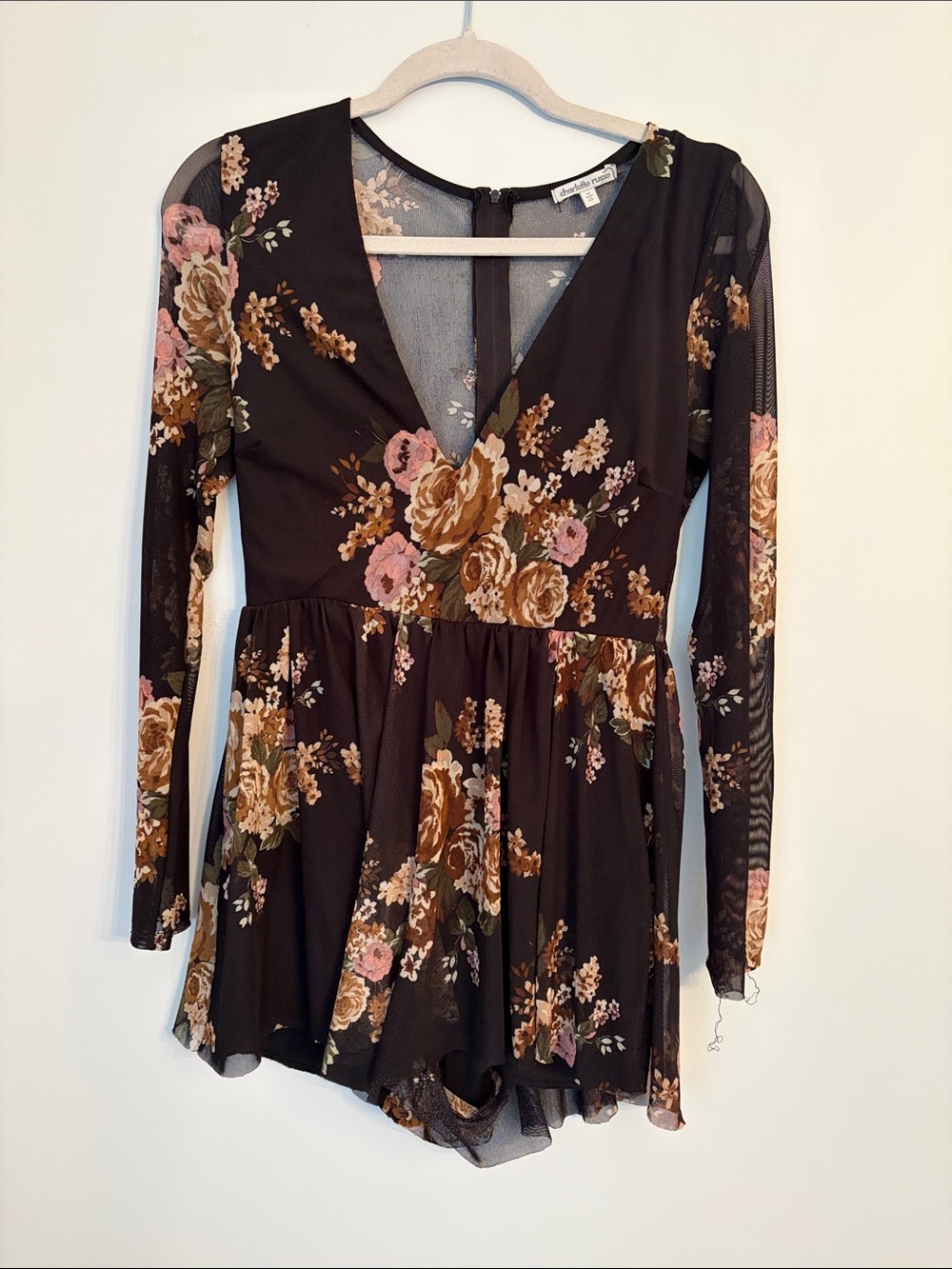 Charolette Russe Black and Floral Long Sleeve Romper Size Medium